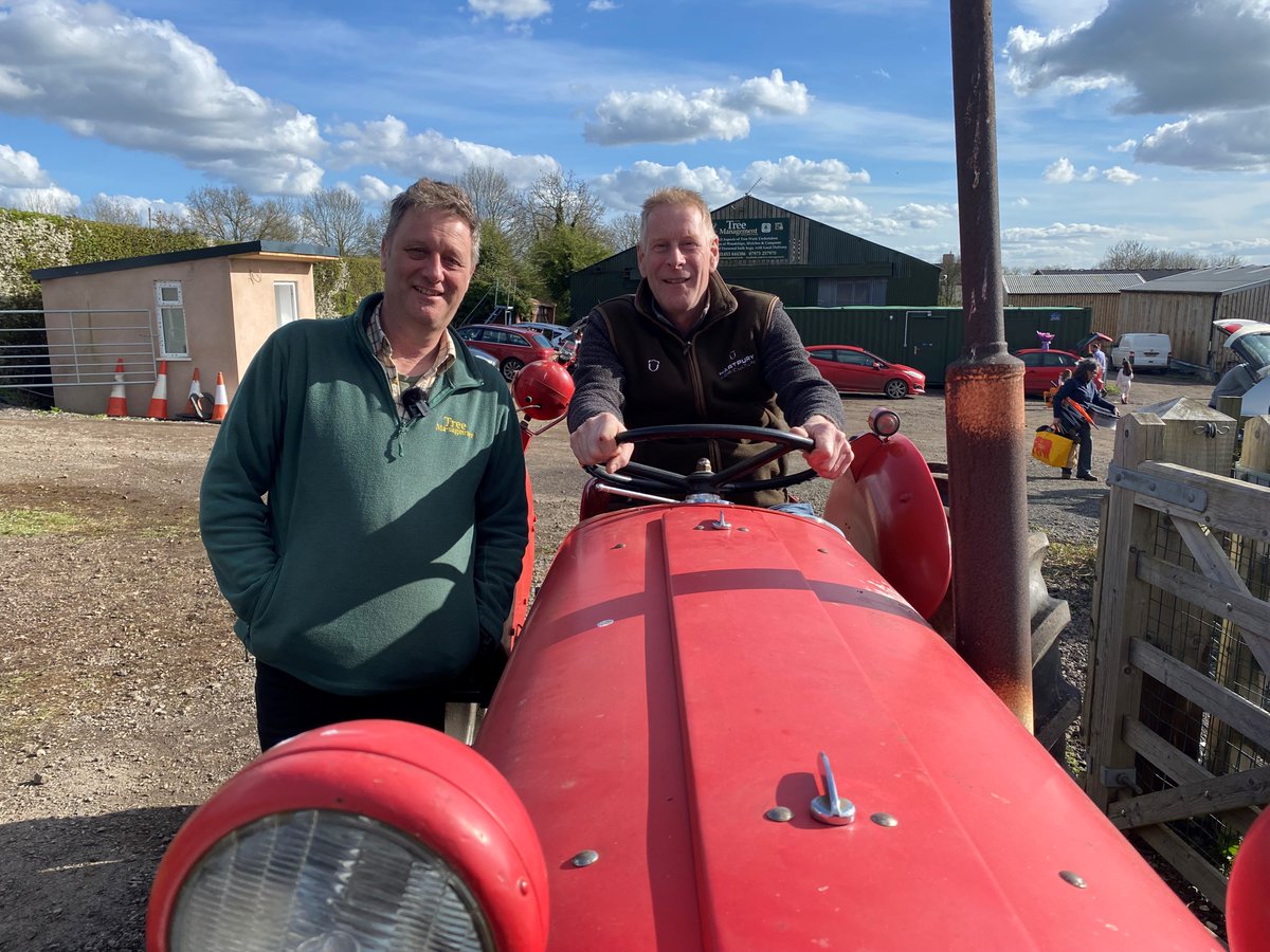 Youtube star Farmer P and his fellow Youtuber Funky Farmer hosted a fantastic Easter Fun event at Bradley Farm in Gloucestershire recently. The event raised more than £2,200 for GWAAC and this fantastic 1960's tractor was the star of the show! 🚜 #FundraiserFriday