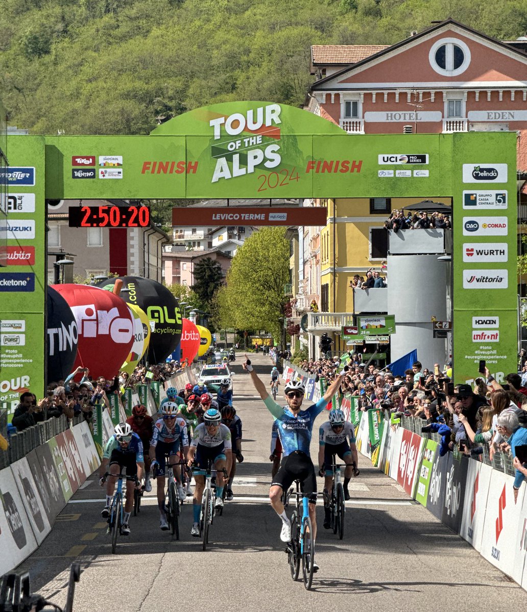 What a finale in Levico 🥇 @AurelienParetP (@decathlonAG2RLM) takes the stage win and @juanpelopez97 (@LidlTrek) secured the General Classification of #TotA 2024 🏆 #TouroftheAlps #LiveUphill