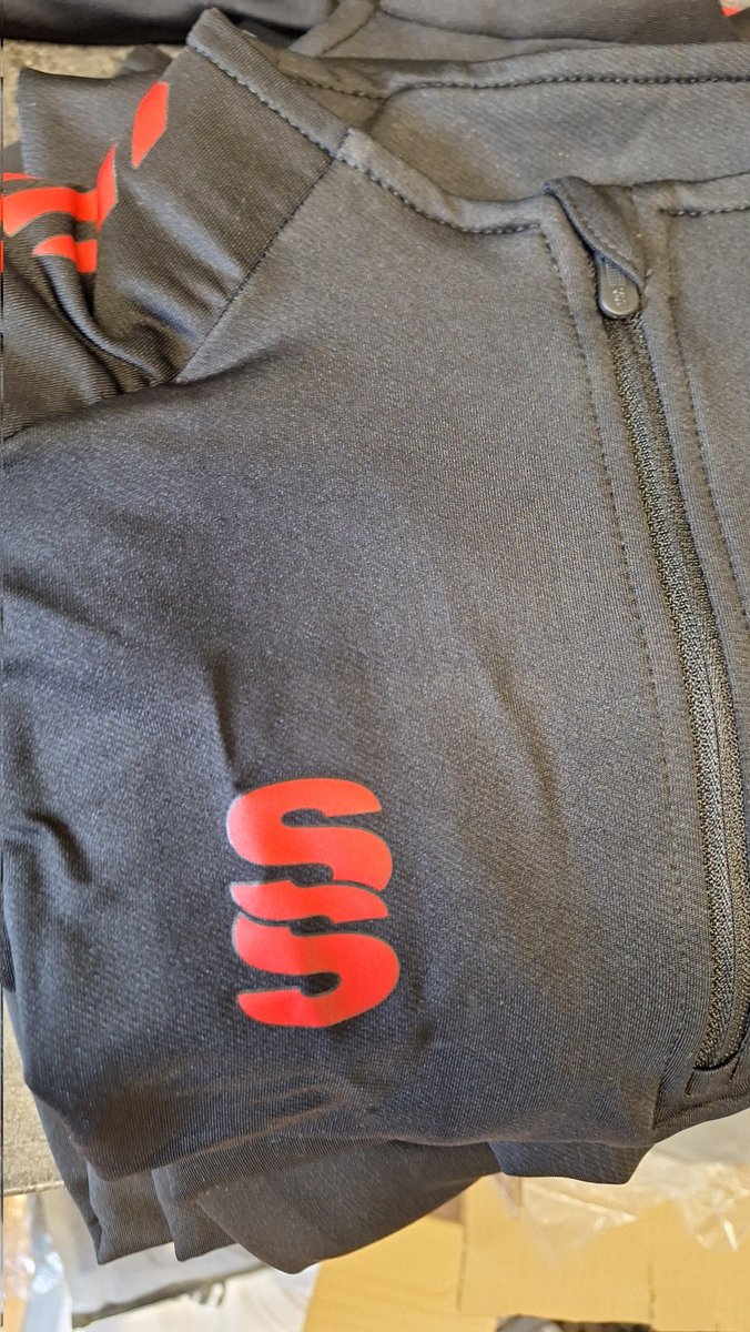 oneillssports's tweet photo. Top service as always from @surridgesport @DannyVSurridge turning job around in 2 days for cup final for @SHELLEYFC1903 #thanks https://t.co/FUp2PZinOR