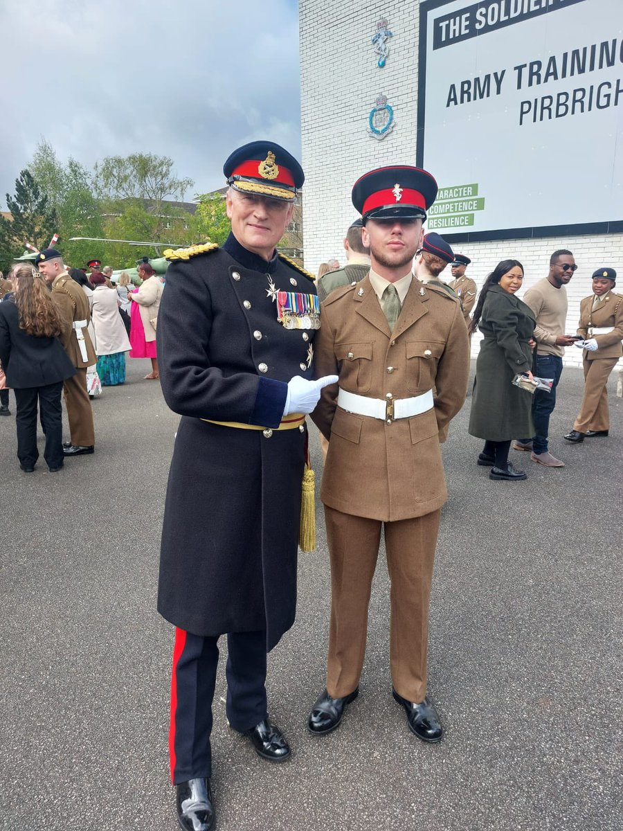 .<a href="/AlastairBruce_/">Alastair Bruce</a>  Sir, this has to be the coolest photo ever. My youngest nephew with you today on his pass out parade at ATR Pirbright. Thank you so much! #Army
