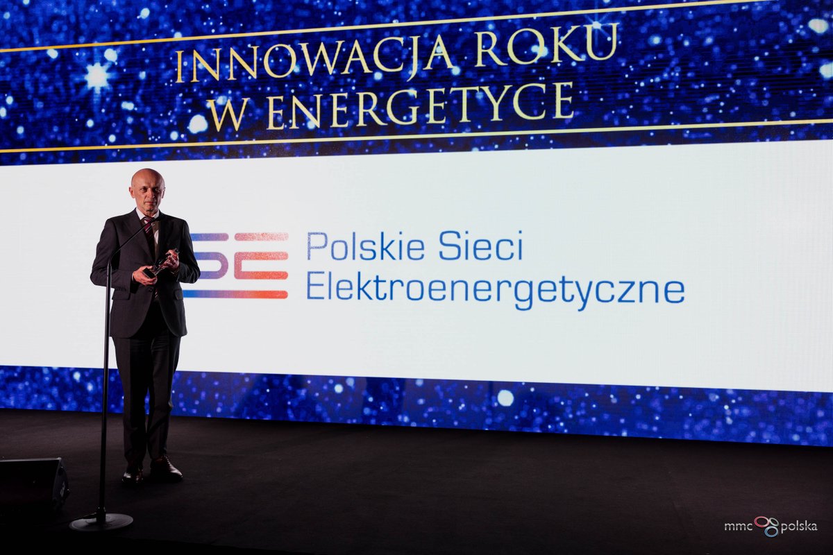 Miło nam poinformować, że podczas @EuroPOWERKonf PSE zostały nagrodzone statuetką 'Innowacja roku w energetyce' za Narzędzie Migracji Danych do Centralnego Systemu Informacji Rynku Energii #CSIRE, przygotowane przez @asseco_pl. Nagrodę odebrał wiceprezes PSE Tomasz Sikorski