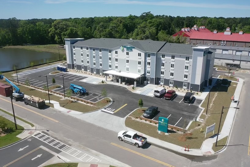 Omega teams are in the home stretch of the WoodSpring Suites project in Savannah, Georgia! It is a beautiful hotel and Omega is thrilled to be a part of bringing another hospitality option to the area.
#webuildtrust