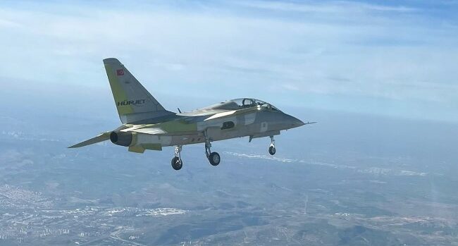 Turkish Military Orders 12 Hurjet Block-1 Aircraft: defensemirror.com/news/36605/Tur… #Turkey #Hurjet #aircraft #trainer