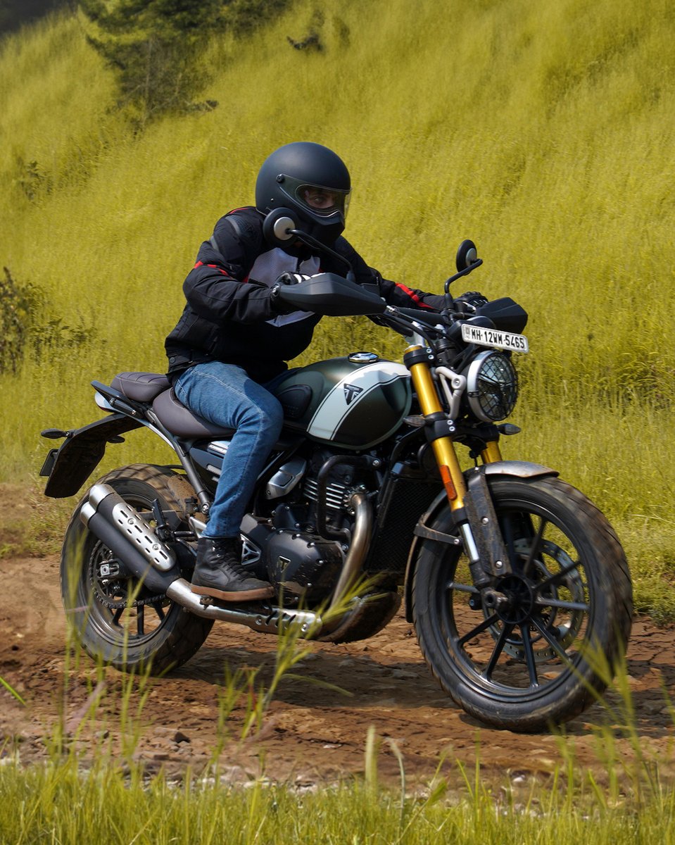 Beautifully crafted modern custom style with category-leading finish, Triumph’s iconic Scrambler DNA runs deep. Your adventure awaits. #StartYourAdventure #Scrambler400X #Scrambler #ForTheRide #TriumphIndia #TriumphMotorcycles