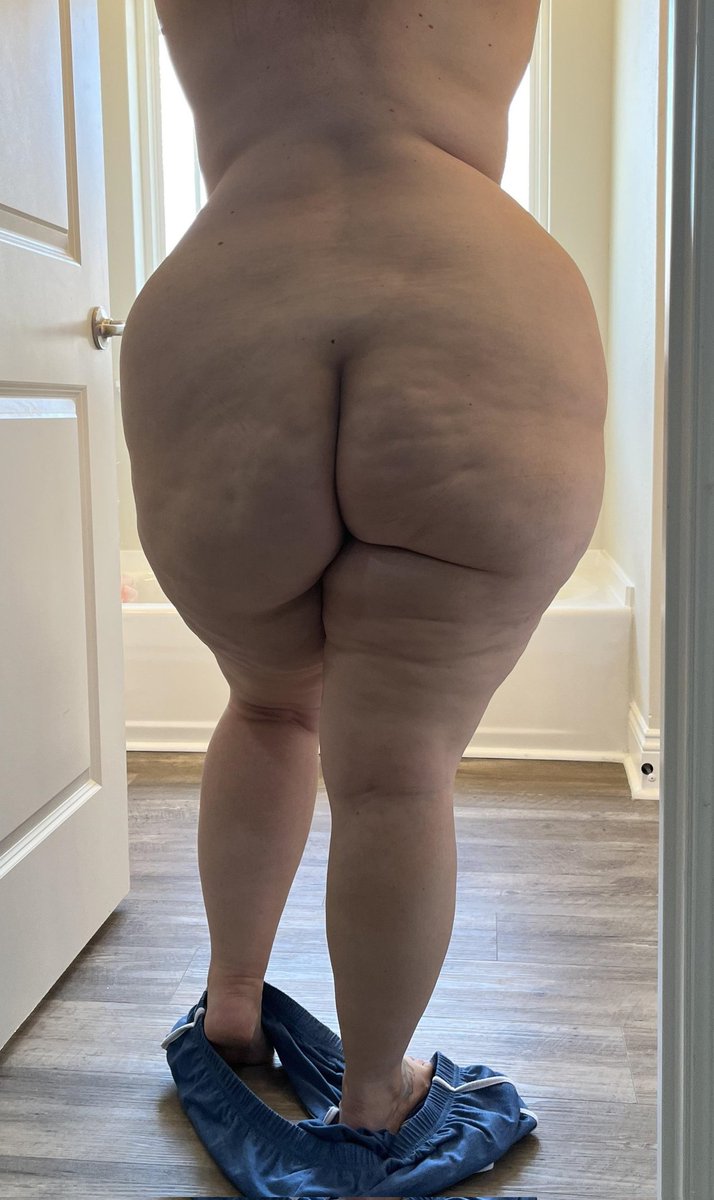Damonejedi's tweet photo. #bbw #bigbutt #softcheeks https://t.co/FaBBoKeD2J