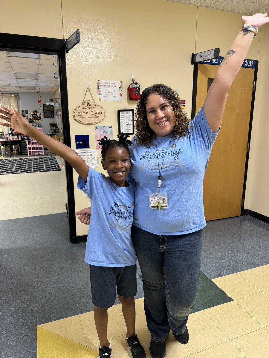 Accidental twinning with my students is one of my favorite things <a href="/DunwoodySprings/">DunwoodySpringsElem</a>