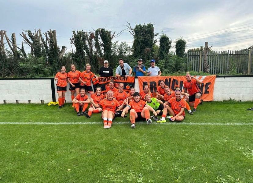 A massive congratulations from the Aranciones to all involved with the @portchyladies been incredible following them this season👏🏻🍊