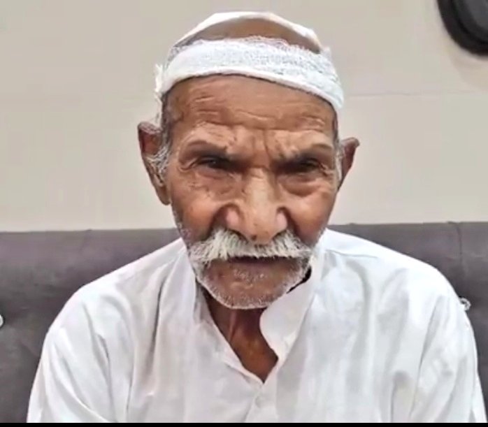 Pratap Singh is 96 years old He & his son have been implicated in a Rape, Molestation & multiple other sections by a woman in Khandauli Agra It is the woman who assaulted him because he stopped them from grazing their goats in his fields but instead of taking action against