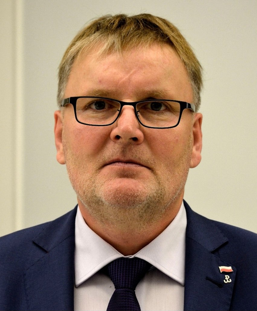 PisoMAFIJNY ZWYRODNIALEC (były senator), towarzysz BONKOWSKI, skazany na 3 miesiące KRYMINAŁU - ZA BESTIALSKIE ZAMORDOWANIE PIESKA.
O'kej... Ale dlaczego tylko 3 miesiące⁉️