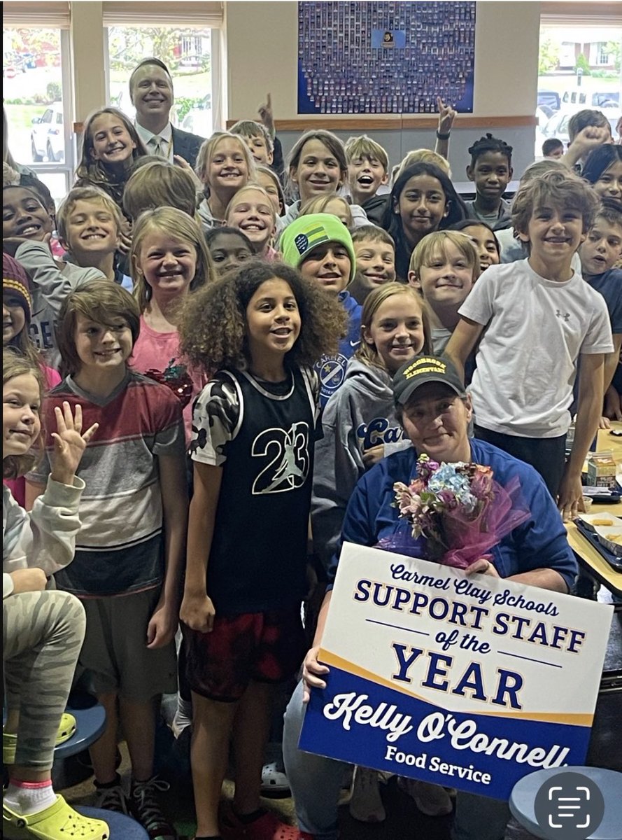 Congratulations to Woodbrook’s amazing recipients of the Carmel Clay Schools Support Staff of the Year, Yulie  Christina and Kelly O’Connell, and our Teacher of the Year, Sarah Speidel!  Thank you for all you do for our kiddos.  We see you and you are appreciated. 🥰