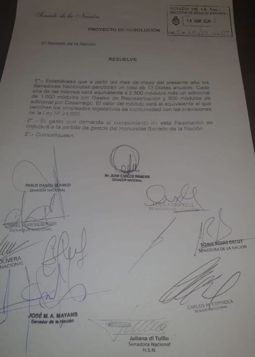 907_lr's tweet photo. UN SENADOR DE LA LIBERTAD AVANZA FIRMÓ EL ACUERDO PARA EL AUMENTO DE SUELDOS Y DEJÓ EN RÍDICULO AL PRESIDENTE
https://t.co/G8ZYHUPkOB https://t.co/0np9Xjc1I5