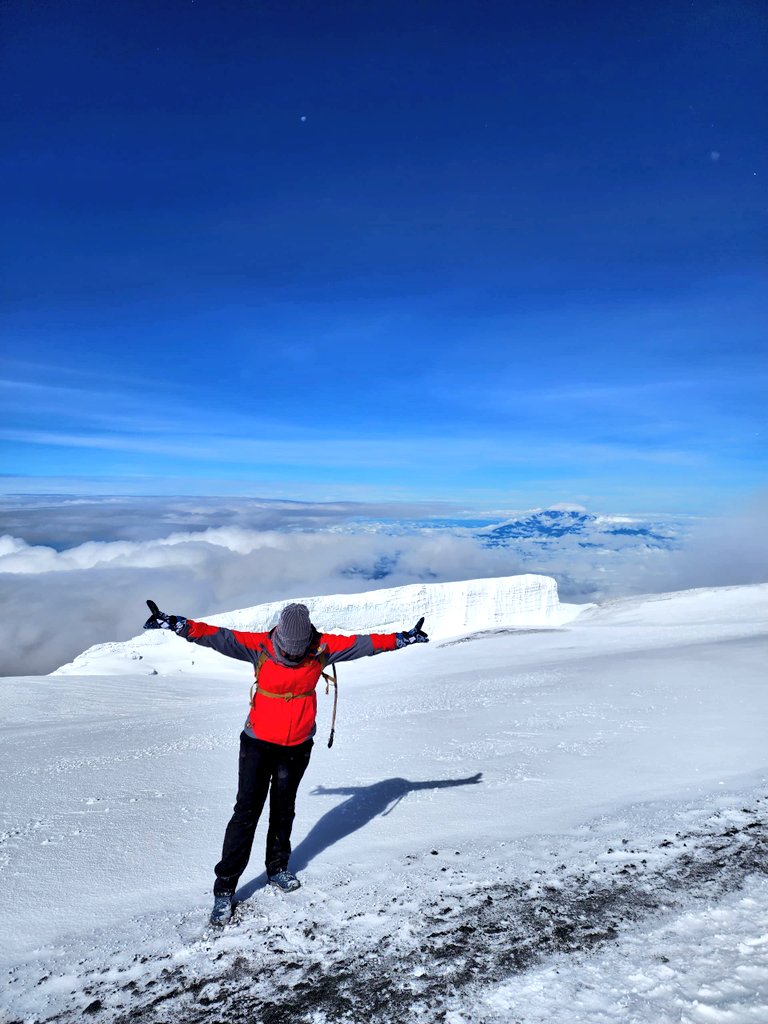 The highest point in Africa 🤗🤗🤗