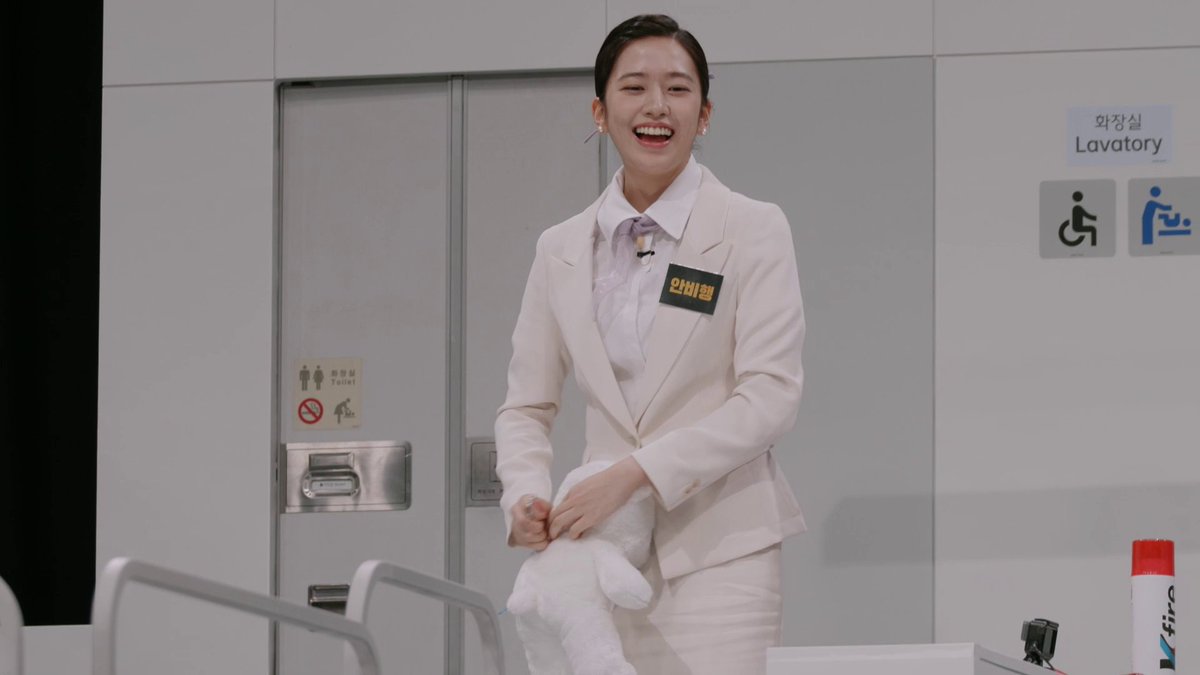 SquadBaechu's tweet image. Gonna take this opportunity to post some of my favourite moments/screenshots from Crime Scene Returns (a mini 🧵)