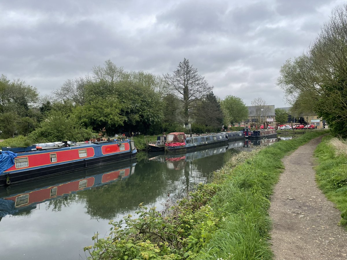 Our #volunteer Crew have been out today in #sawbridgeworth on a #communitysafety patrol 🌧️ Spot the dangers Take safety advice Don’t go alone Learn how to help If you see someone in danger call 999 don’t just jump in #hertfordshire #waterrescue #volunteers