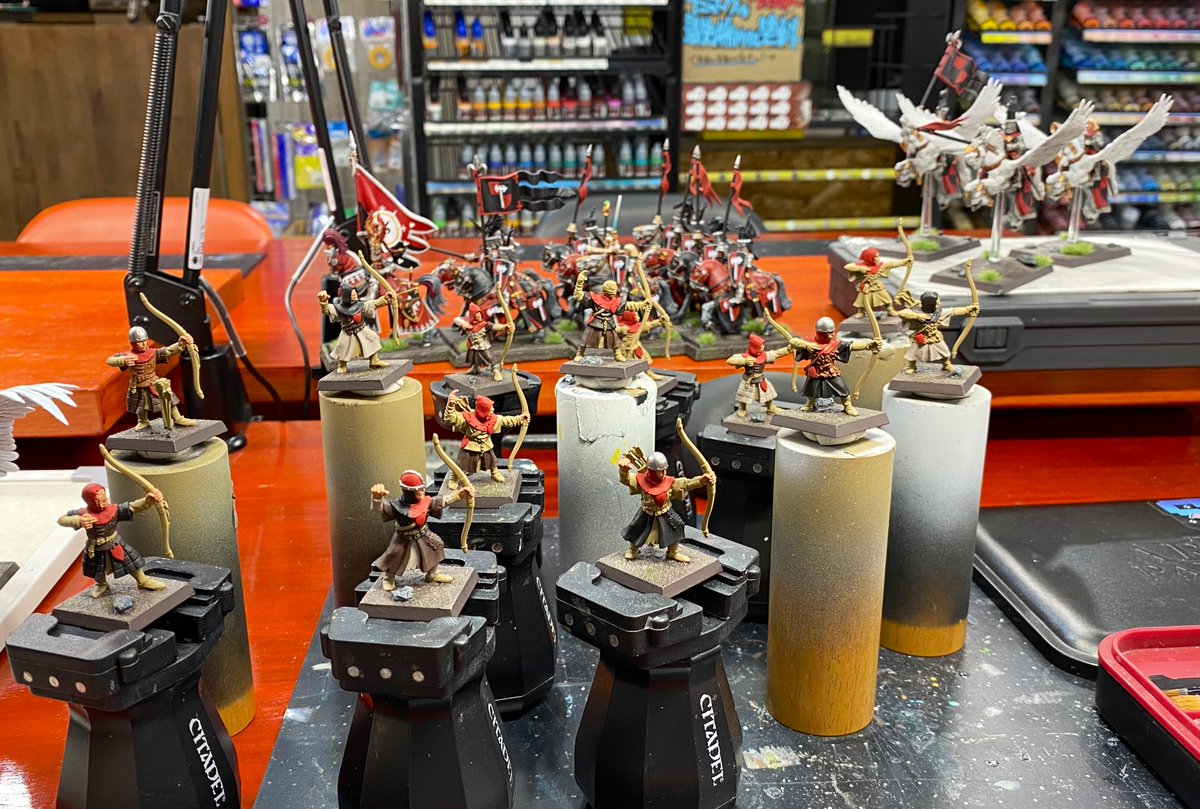 senciseed's tweet image. ごめん、同級会には行けません
いまブリオンヌ領にいます
この公国に生えてくる農民を、私は収穫しています
本当はあの頃が恋しいけれど、でも…
今はもう少しだけ知らないふりをします