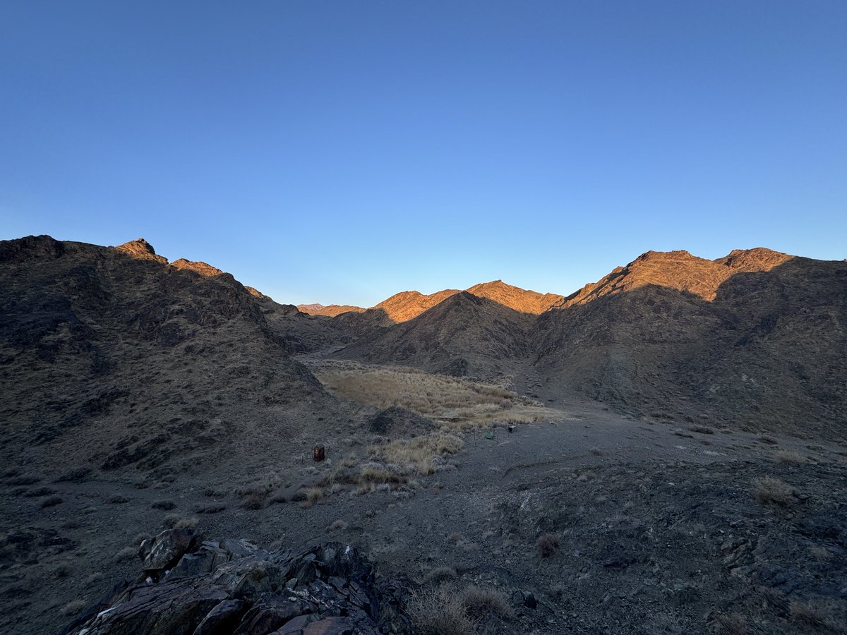 This was my bed on the night of my birthday. Just me, a hip flask, some surprise chocolate from home and an amazing view and extremely high winds. Sleep was optional… #mongolia #wildlife #animals #nature #outdoors