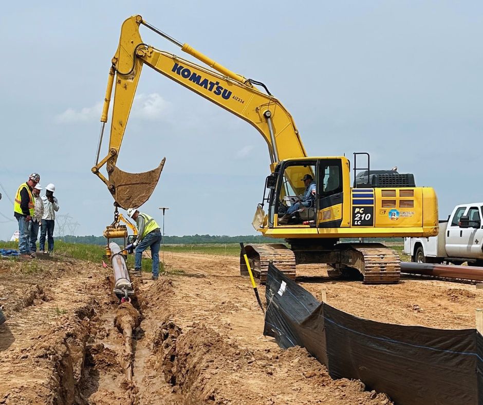 This week, we assisted in relocating a 10 inch steel gas line so that a water canal could be installed safely through the easement. Great job team!

#Utilities #UndergoundConstruction #HDD #DirectionalDrilling