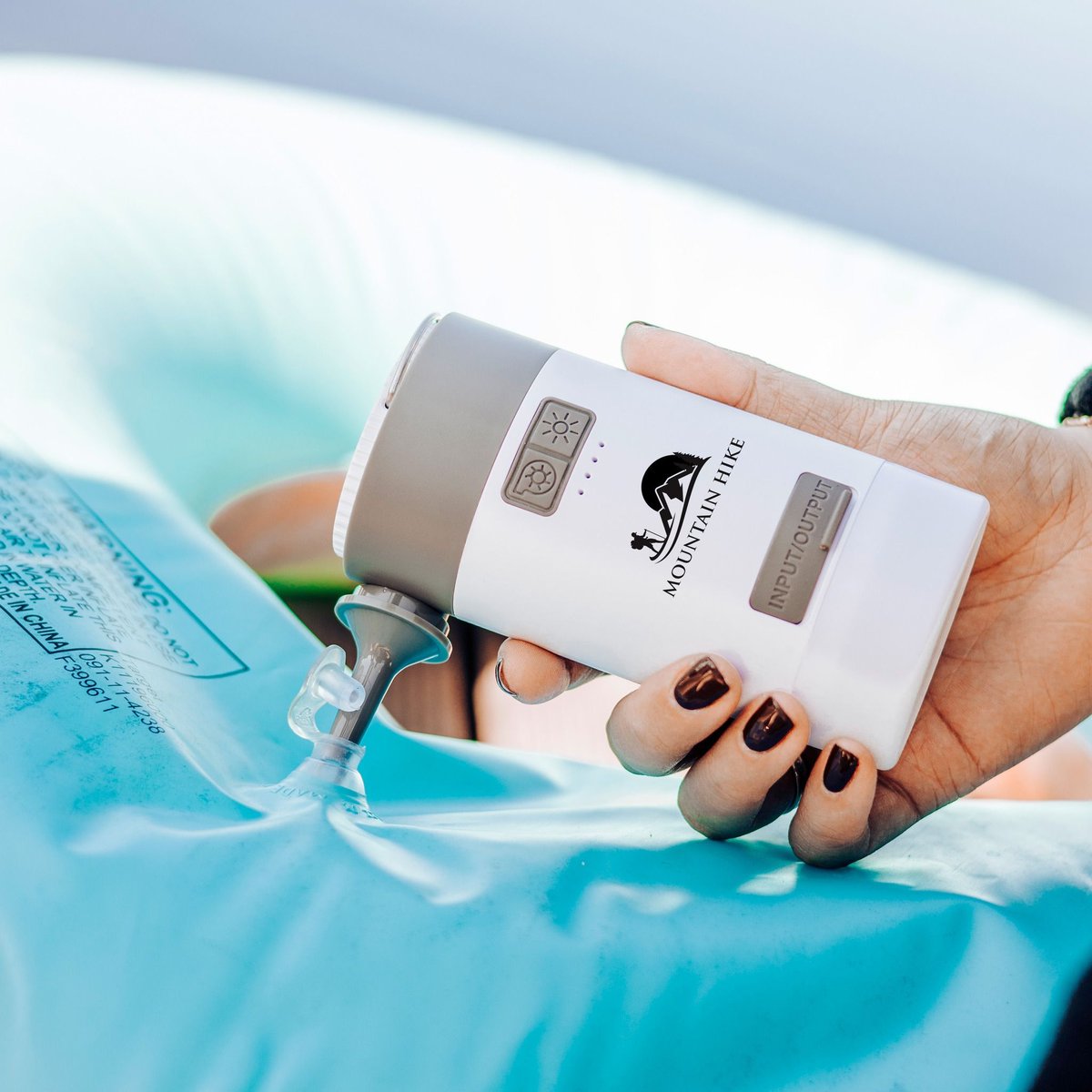 SourcepointKC's tweet image. NEW! 3-In-1 Portable Air Pump. This hand-held device will be your trusty companion for inflatables all Summer long.
#CoolPromo #TechGifts #PortableAirPump #YourLogoHere #Sourcepoint #YourOneSource