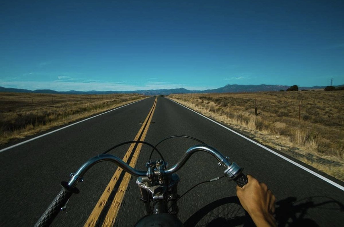 Through the bars with @villagecult ... an oldie but a goodie, vast opens and roaming free. Ride everywhere! #throughthebars #choppershit #ride #ftw #Risers #handlebars #choppers #chopshit