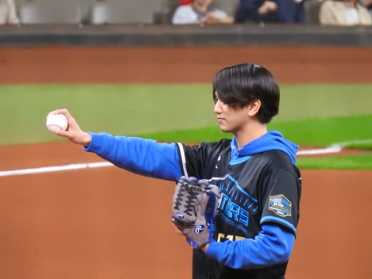 _4i26's tweet photo. ⚾️🌟

📸240419
#lovefighters #Aぇǃgroup #正門良規 https://t.co/l24BU5ro0x