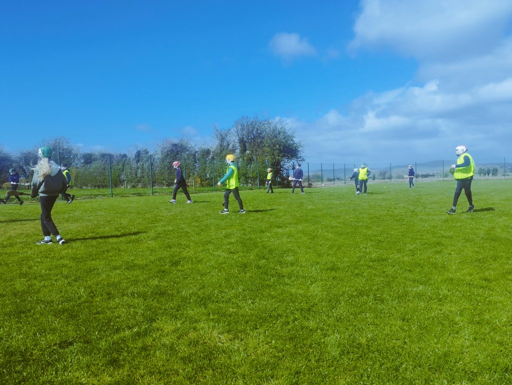 RossiterPaddy's tweet photo. 600+ primary school children coached in Gaelic Games this week. Great to finally be back on the grass..@wexgaacoaching https://t.co/WqKm0ogmqS