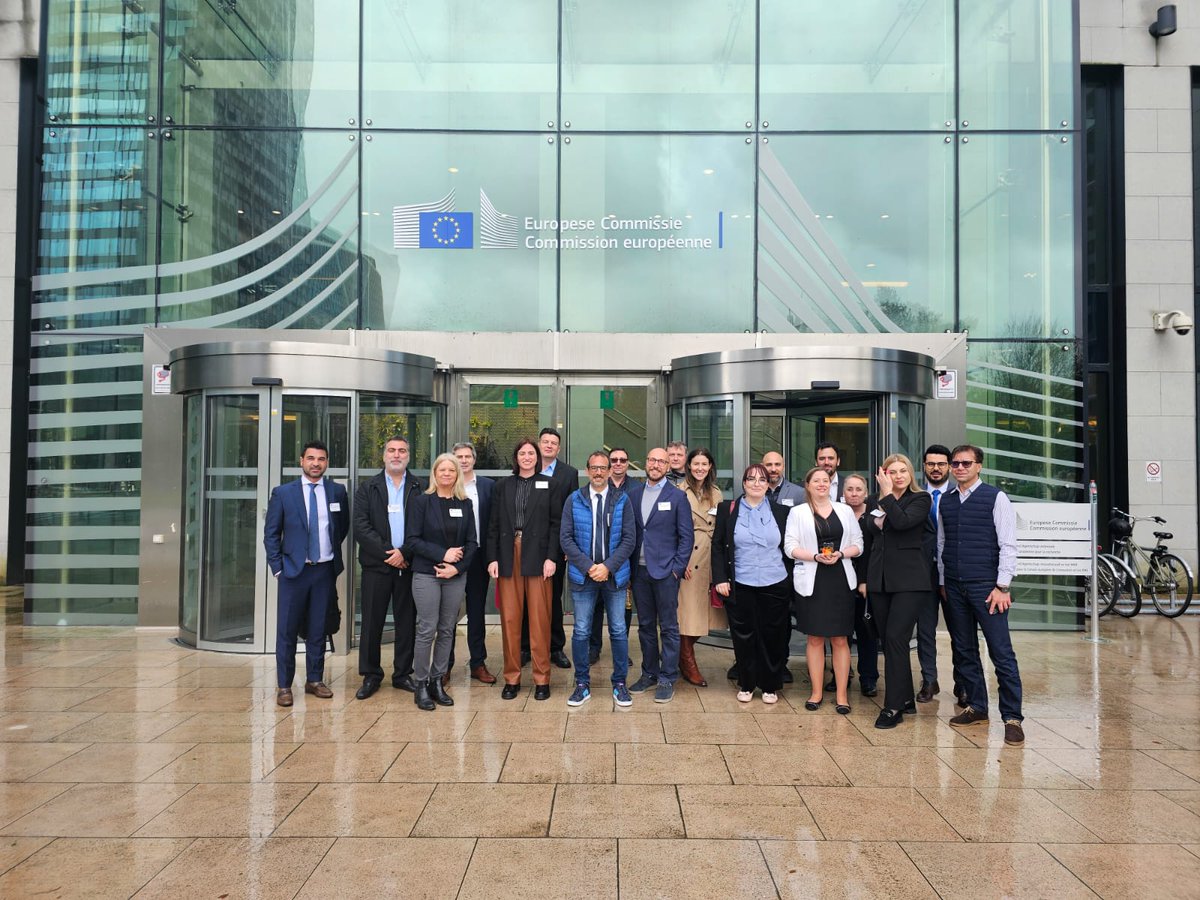 flexi_cross's tweet photo. Project partners gathered on 16 April for 1st Review meeting in Brussels! Partners showcased innovative modules and discussed next steps with the Project Officer and external reviewers. #FLEXIcross #InnovationInProgress 🚀🔬 https://t.co/RWleiXr76D