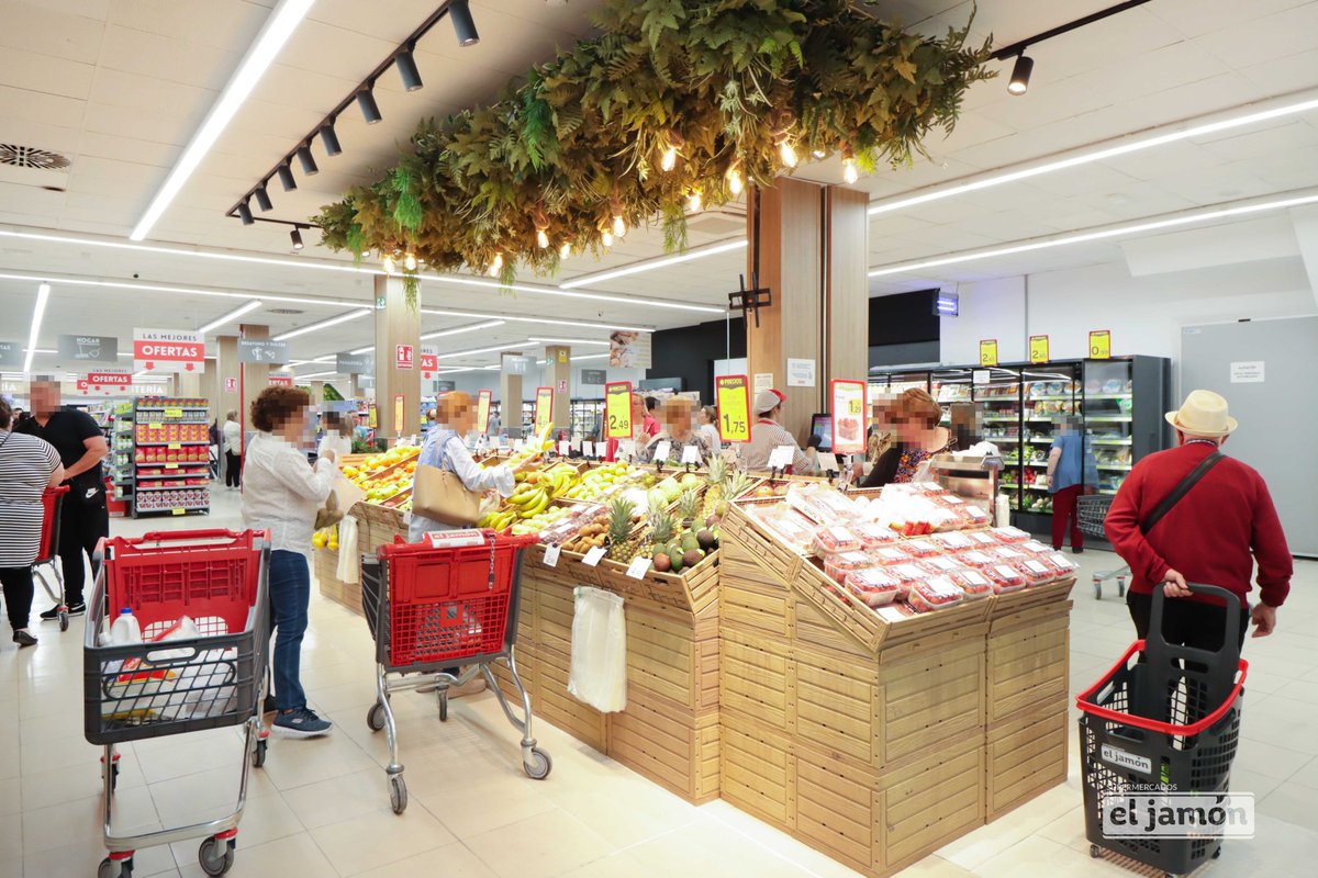 super_ElJamon's tweet photo. 🎉¡BAENA, nos trasladamos a un nuevo súper! 🛒
📌 Te esperamos en Avenida Cervantes nº 28 
Podrás encontrar todas nuestras secciones 👏🍗🍐🥬🧀¡Estamos deseando conoceros a todos! 🤗
⏰ Lunes a sábado: 9:00h – 21:30h #Baena #Cordoba https://t.co/JGsvXCdmfb