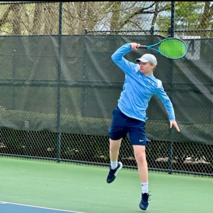 Congrats🎉 to Lucas Wilson who won 9-8 in singles and 9-7 in doubles in two epic matches to pass Spencer Chaloux on the all time HVA wins list. Now at 79 match wins. Will become first HVA Tennis 🎾Hawk to reach 80 plus career wins 🏅@HVAAthletics @HVAHawks ⭐️