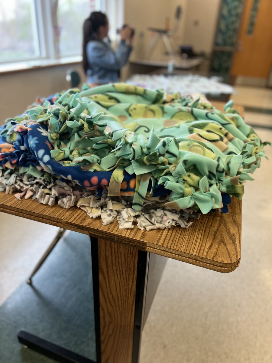 Students at @OPS_Monroe came together during the @partner4kids after-school program to create cozy fleece blankets for the @NEHumaneSociety. Their compassion and teamwork make us #OPSProud! 🐶🐱