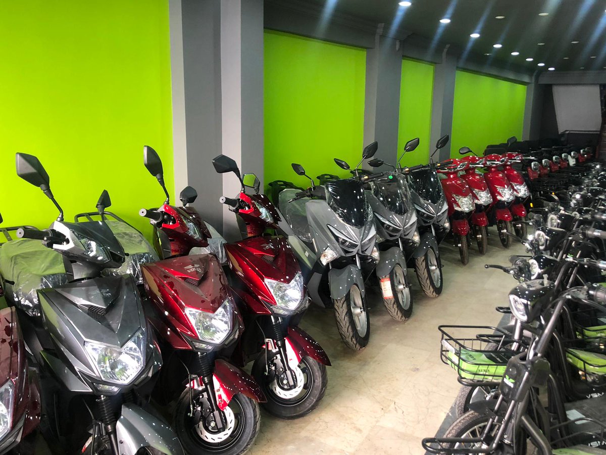 Volta Motor Sivas, Fabrika Satış Mağazası’nda sizi bekliyoruz! Elektrikli araçların heyecan verici dünyasını keşfetmek için bize katılın.🛵

#VoltaMotor #Sivas #VoltaMotorSivas #ElektrikliAraçlar #ElektrikliBisiklet #ElektrikliMoped #ElektrikliMotosiklet #ElektrikliScooter