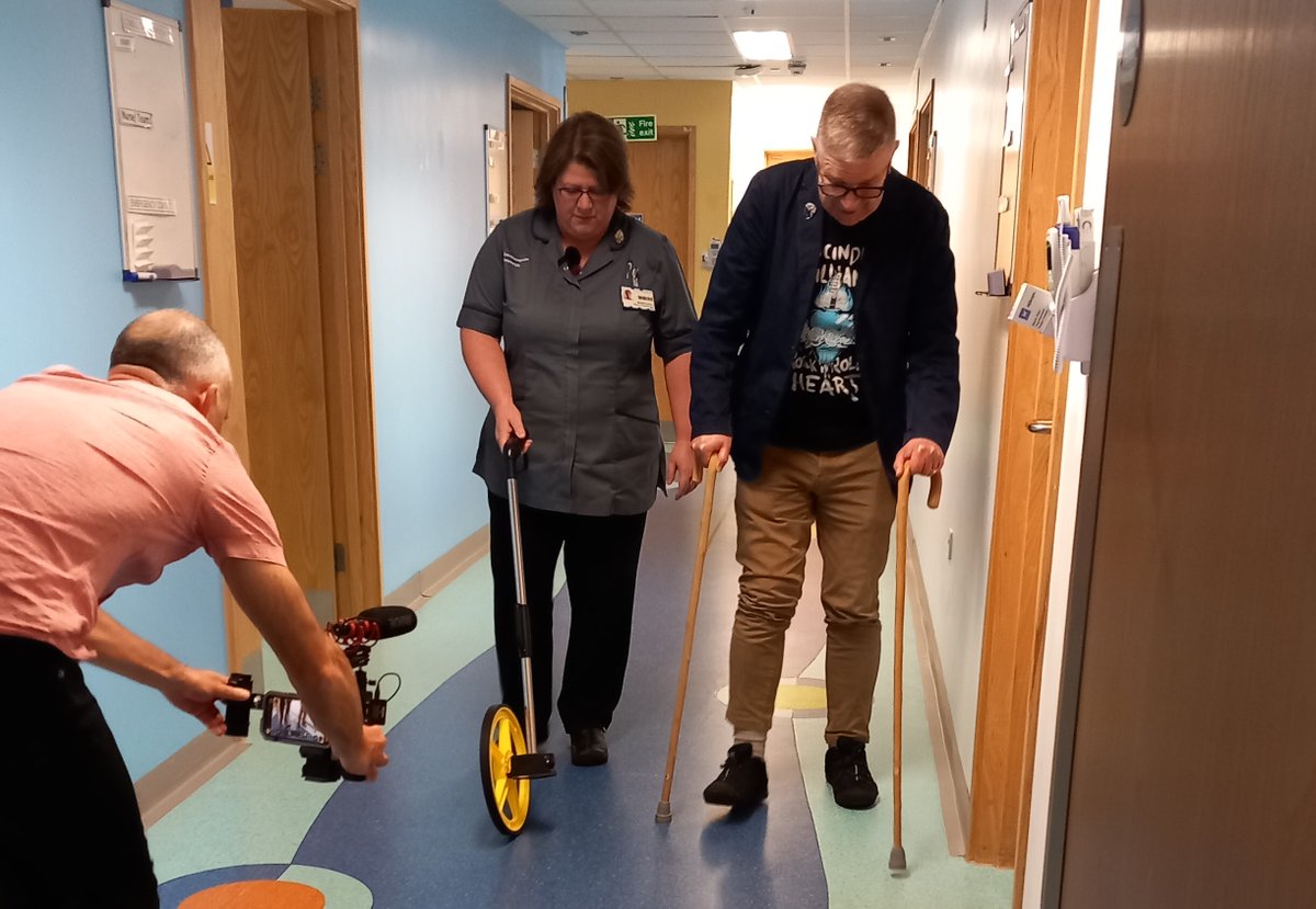 John, who has progressive #multiplesclerosis, is taking part in a groundbreaking trial at @UHSFT.

The @OctopusTrial, funded by the @mssocietyuk, aims to find new treatments for people with the condition.

📺 Watch @BBCSouthNews to find out more.