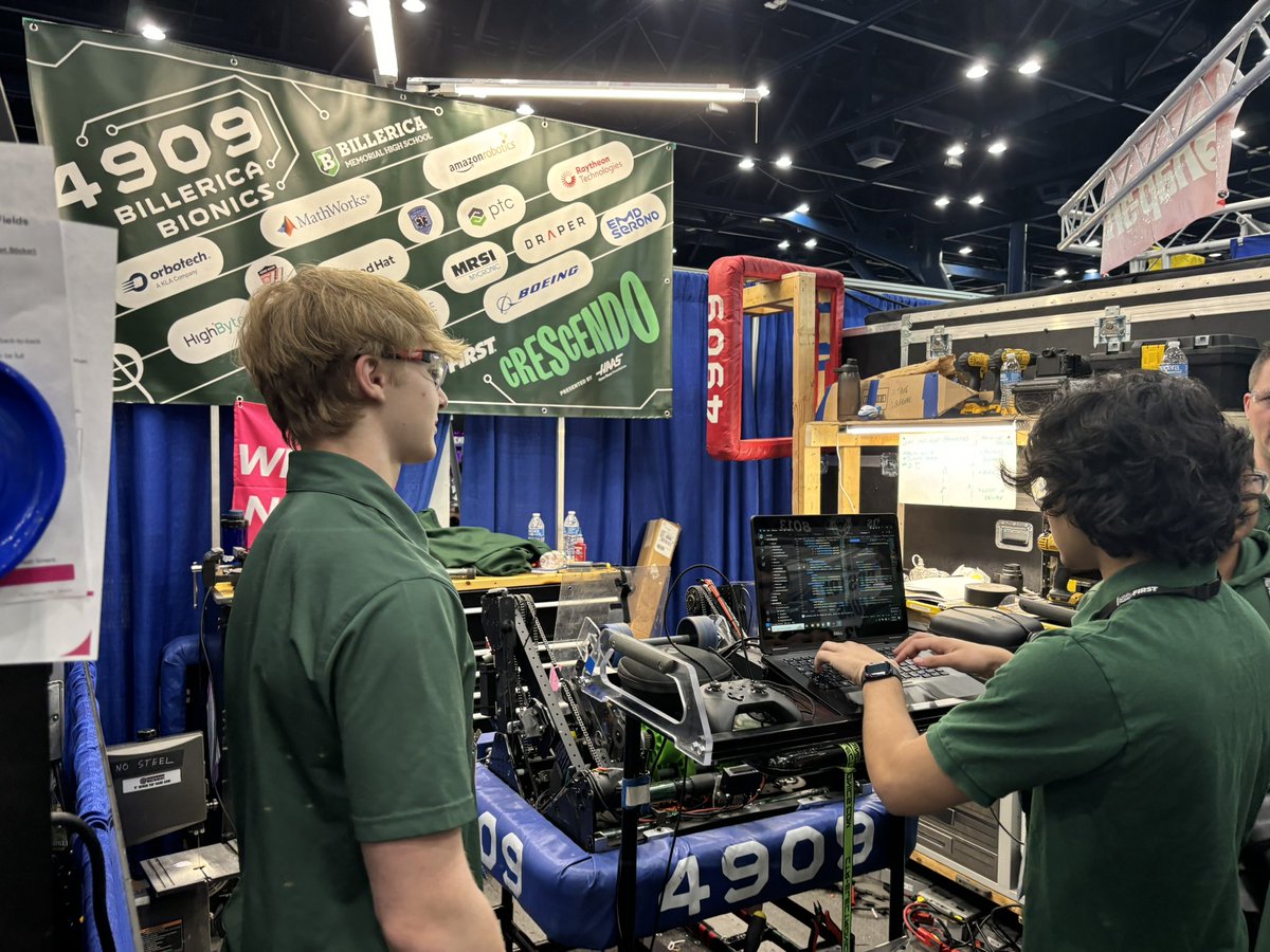 team4909's tweet photo. Good Morning from Day 2 of Champs! Swipe to see our match schedule and use the link to watch us play!
https://t.co/PlNDe3bEYI
#omgrobots #nefirst #wearene #robotics #competition https://t.co/8K4pNWqol3