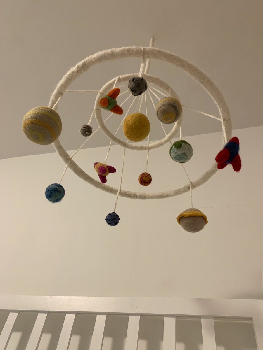 Nursery update: this week I completed my solar system baby mobile!!! 🌍🪐⭐️ I wanted to make it big baby sized so that it fit the scale of my crib. Now it’s somehow even harder to leave bed in the morning! Remember to chase your fantasies, y’all! 😊