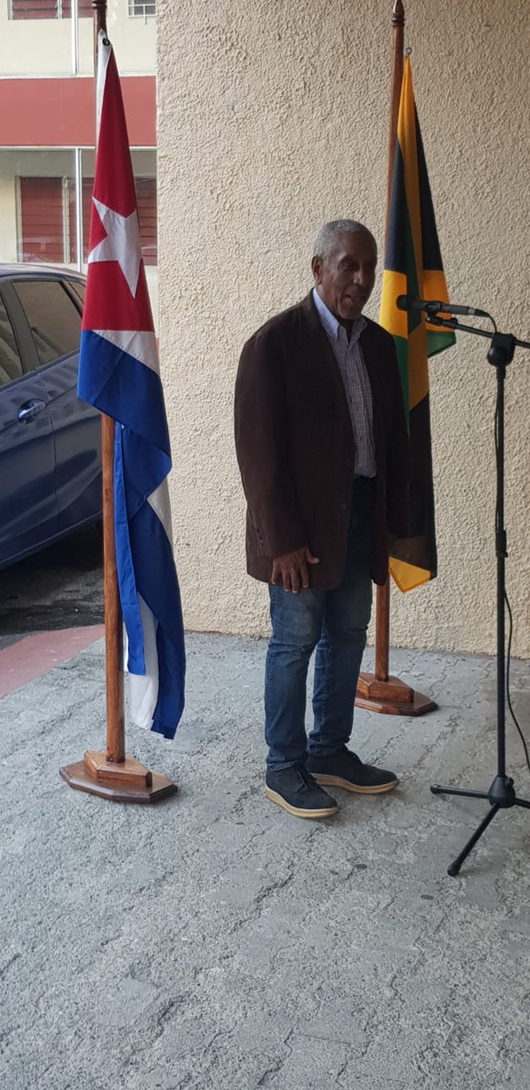 Gracias al profesor Osvaldo Cárdenas, presidente de la Asociación de Cubanos Residentes en Jamaica, por su magistral acercamiento a los acontecimientos históricos que marcaron la epopeya de Playa Girón #GironDeVictorias