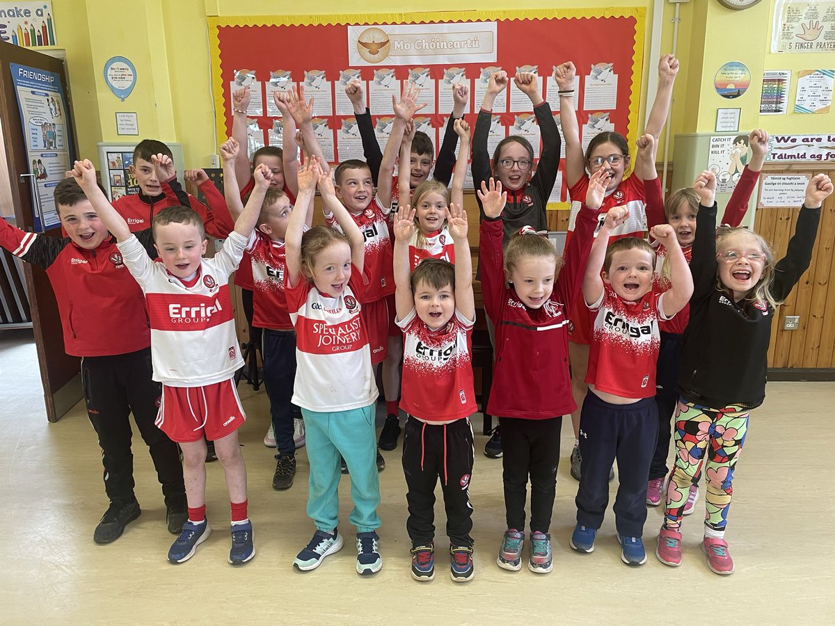 The boys and girls showing their support for Derry this weekend. Good luck to all the players and management 
@doiregaa @doire_mbunscol.