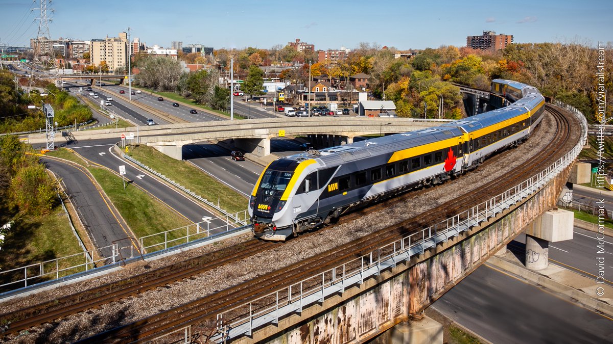 🚂 #VIA2306 / 🛤 CN St Hyacinthe Sub / 📆 2023-11-04 / #VIARail