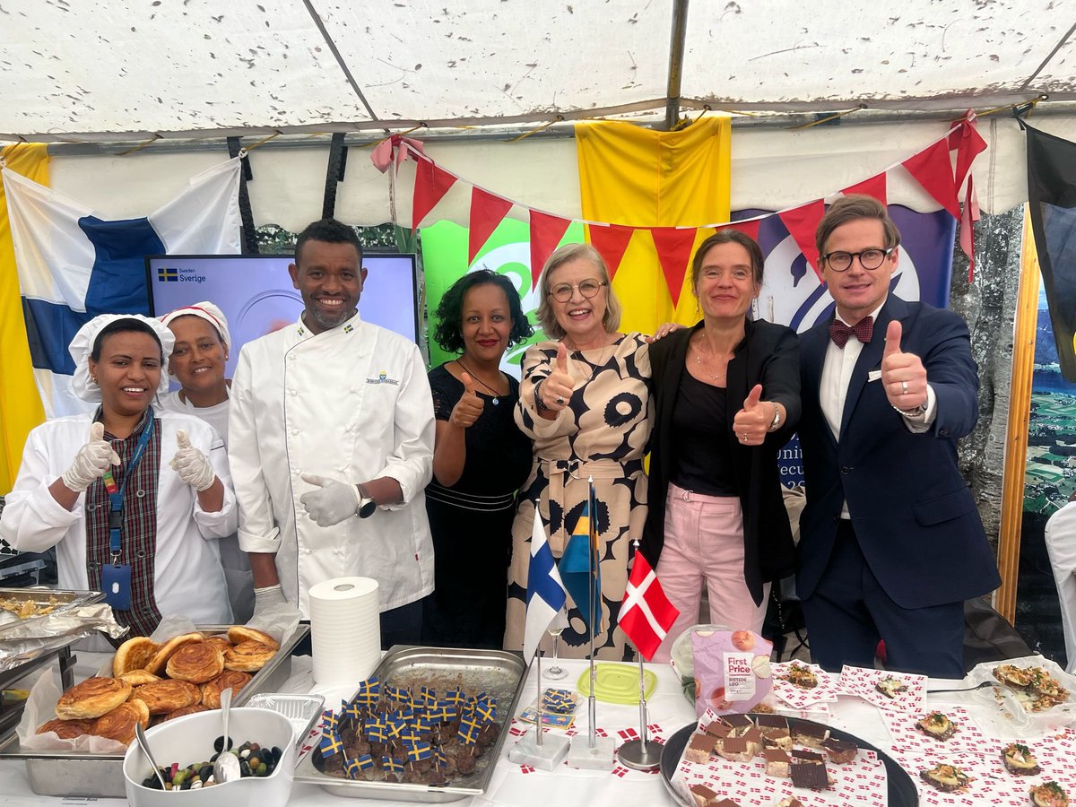 Happy 🎉 Europe 🇪🇺 day. Thanks to @EUinEthiopia @EUtoAU for a beautiful celebration in #Addis today. And a special 🙏 to @Denmark_Addis and our fantastic interns for making and serving 🇩🇰 “smørebrød” with our 🇫🇮 and 🇸🇪 friends.