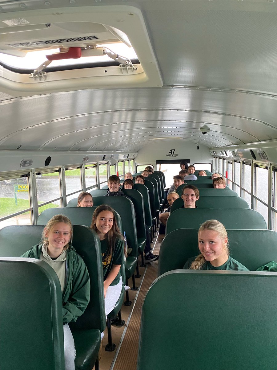 Deer Lakes Track & Field tweet media