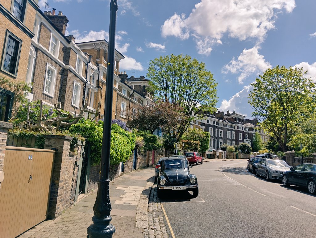 Camden Town about an hour ago 
@worldsendcamden @PrimroseHillHub @CamdenMarket @MarysLGShop_NW1 #Camden