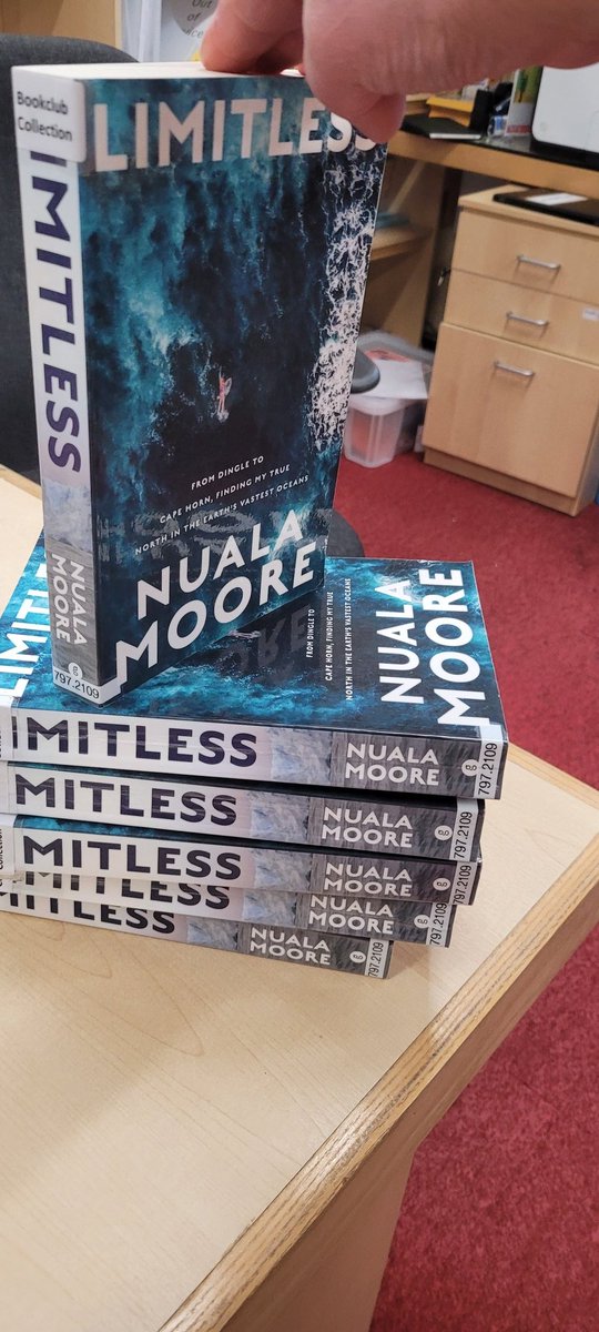 numoorepain's tweet image. Thank you #KillarneyLibrary for a wonderful event last evening. Huge crowd and I included an insight into cold water immersion. Community, books, & storytelling is vital for our ability to communicate, owning our story and appreciating reaction #supportlocallibraries #Limitless