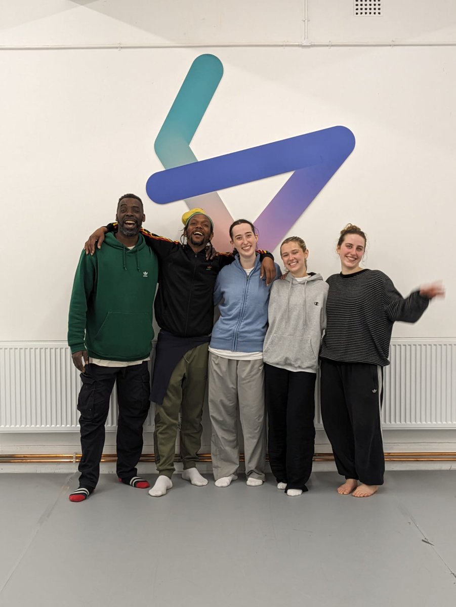 a HUGE thank you to Bawren for joining us at Gateway this week - your generosity is the studio has been wonderful &amp; we can't wait to have you back in future!

#dance #contemporarydance #gatewaystudio #gateway #gateshead #northeastdance #northeast #newcastle  #tavazivadance