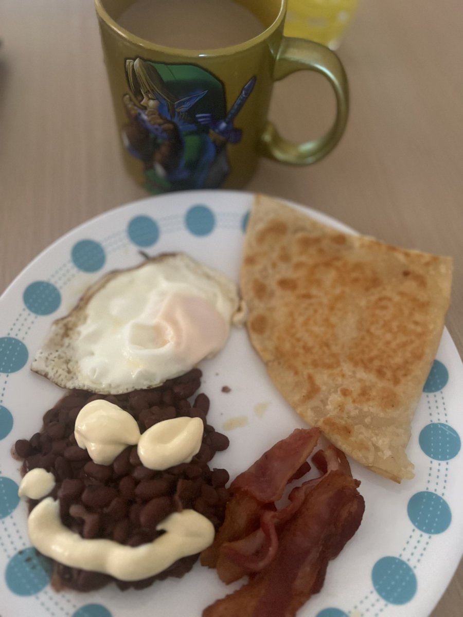 ⚜️Viva La Paz, viva el tener desayuno 🍳 Rico el día de hoy, viva el amor 🥰 que le ponemos a cada cosa, viva esta tierra fértil nuestra Nicaragua 🇳🇮 #SomosVictoriasVerdaderas #SomosPLOMO19