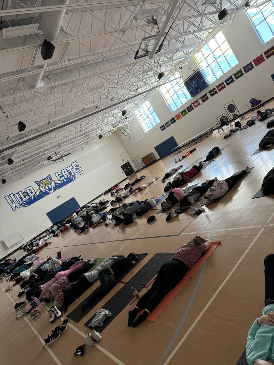 hubbardbradford's tweet photo. Hosted the first district yoga day at @Wheeling_Cats yesterday. What a cool setting and peaceful experience along with calming sounds. #TheWheelingWay #makeitmatter https://t.co/cvszxzojNY