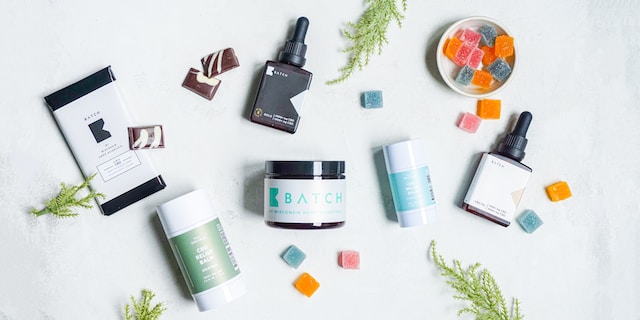 #edibles #gummies #cbd In today's fast-paced world, finding effective ways to relax and unwind is essential for maintaining overall well-being. Here are some of the best CBD products to help you relax. cbdsmokeshop.store/?p=41192&utm_s… #cbdoil #thc