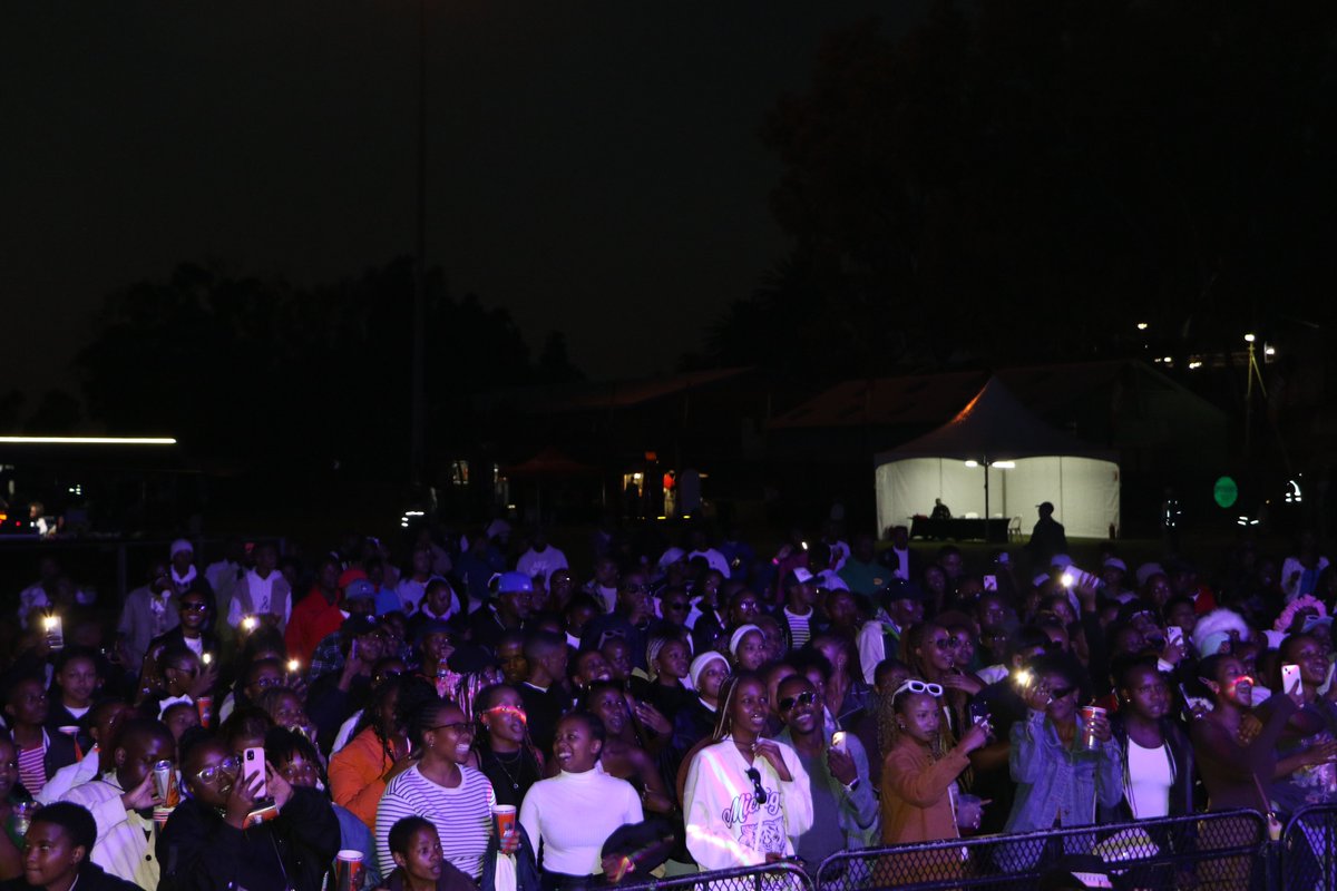 Looking out into the crowd, we knew #NoDegreeNoEntry Festival was on business.

#NoDegreeNoEntryRecap
#WitsPGA
<a href="/wits_src/">Wits SRC</a>
#WitsForGood
📸 <a href="/zenayeskosana/">Zenaye Skosana</a>