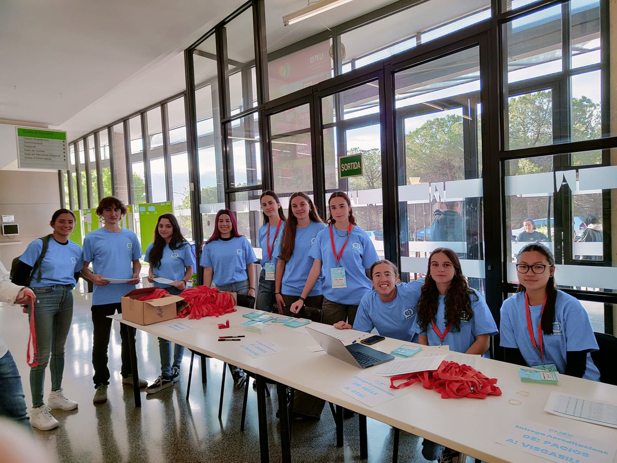 Moltes gràcies a tots i totes per l’assistència i participació a les #JOVs , la primera Jornada Ocupacional de la Facultat.

Agraïm a l’alumnat, a tot el personal, professorat i organitzadors; Carles Sánchez i Estanis Simón, per fer possible el dia d’ahir👏

Va ser tot un èxit!😊