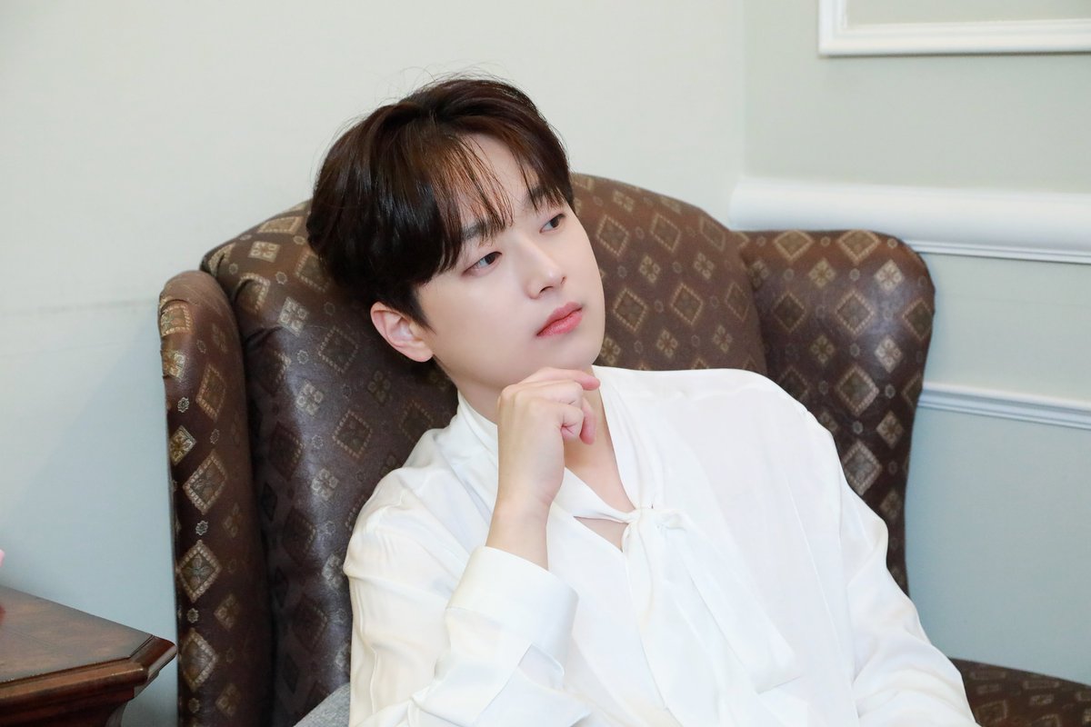 ChanWonOfficial's tweet photo. https://t.co/60XaszZCPU