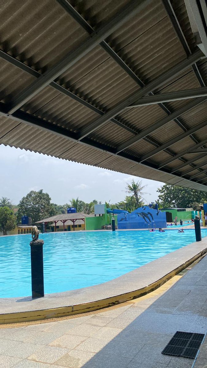 Haikalanwr1's tweet photo. ber swimming 🔥 https://t.co/75KWuqzSOh