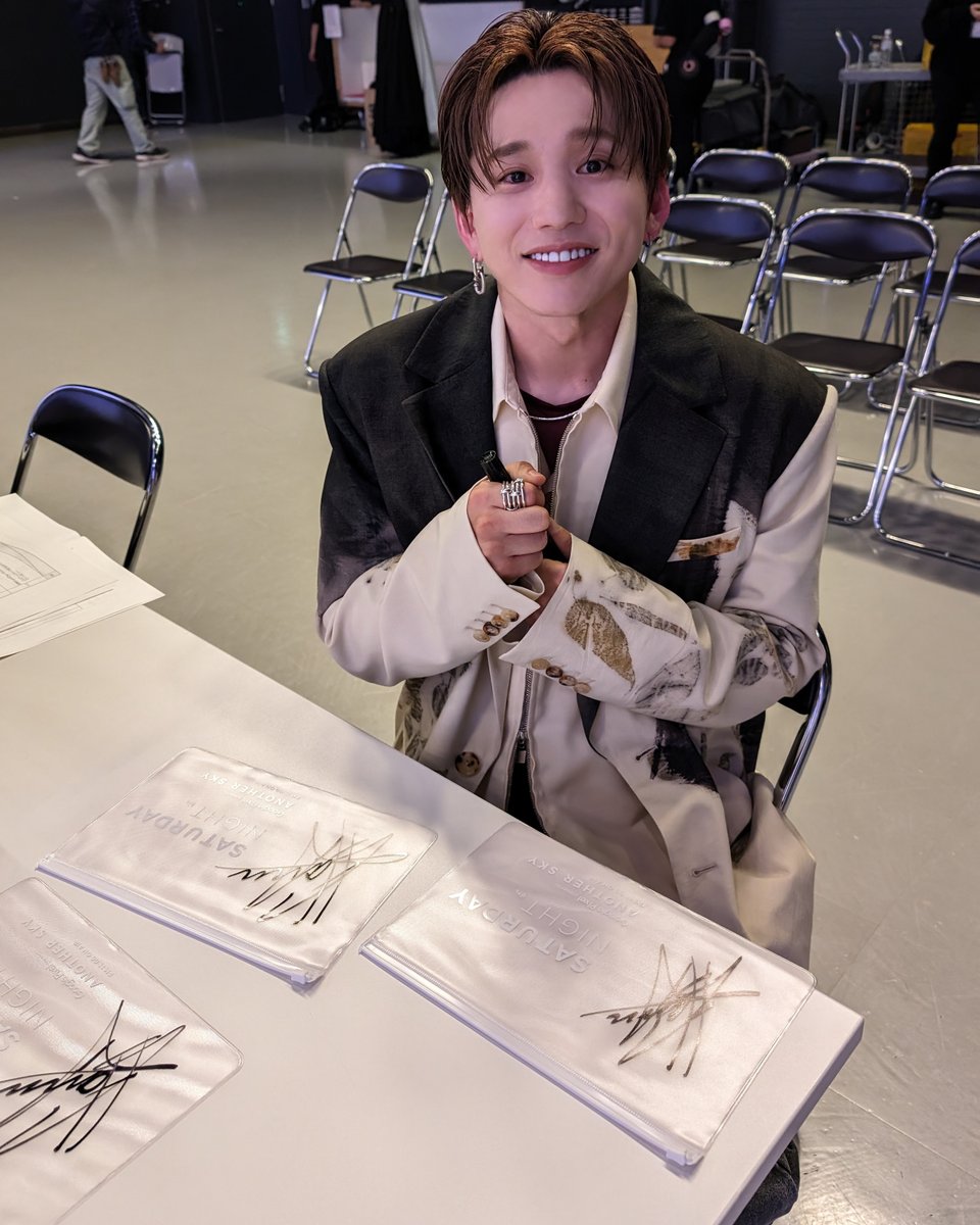 ANOTHERSKY_NTV's tweet photo. ／ 
予告📣
＼  

#Da_iCE の #花村想太 さんの
サイン入りサタデーナイト・クリアケースが当たる、
視聴者プレゼントを実施予定🎁 

詳細は4月20日(土)のアナザースカイ放送中に、
番組公式Ｘにてお知らせします📺⚡️

#ANOTHERSKY #アナザースカイ #Pixelで撮影 https://t.co/cqqPwznmG7