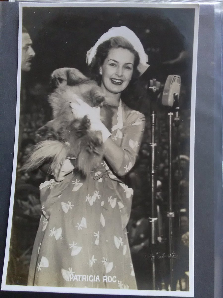 #FridayFaces
Patricia Roc: English film actress. She appeared in Gainsborough period films and also the realistic 1943 wartime film, Millions Like Us, dealing with the civilian contribution to the war effort. From my postcard collection.